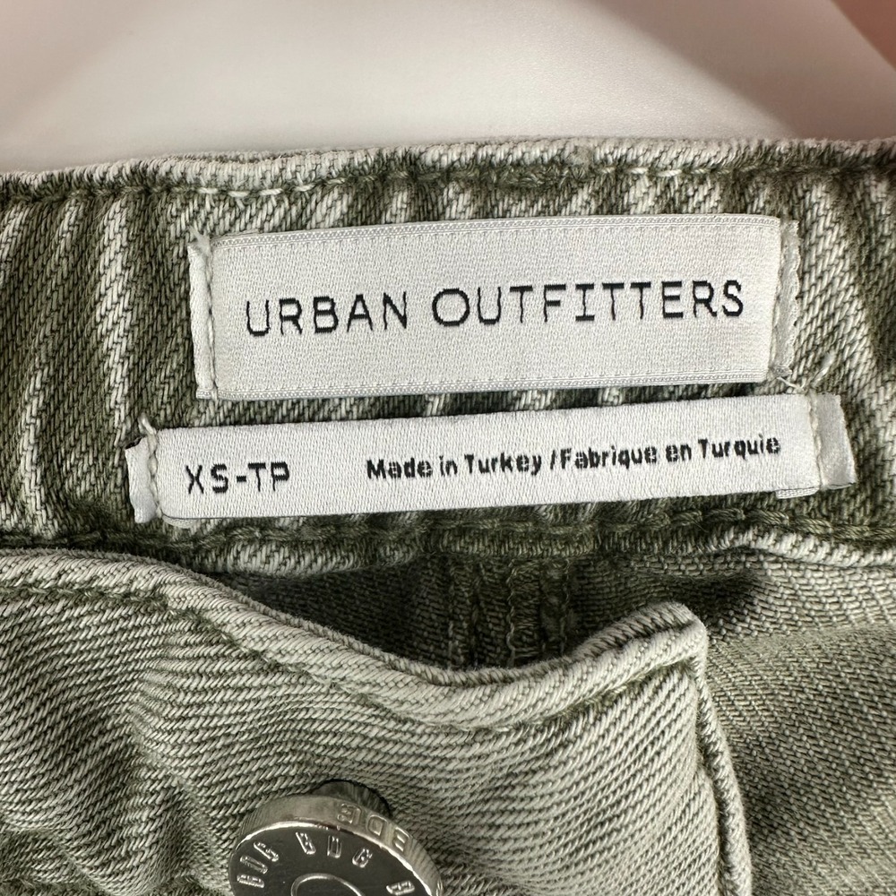 Urban Outfitters Jeans Womens XS Gray Denim Cargo Utility Pockets Outdoor - Picture 6 of 10